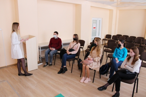 Тренинг по оказанию первой медицинской помощи для волонтёров