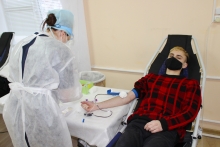 С огромным желанием стать донором 